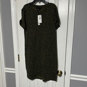 Sanctuary Green and Black Cheetah print Sheath Midi Dress
